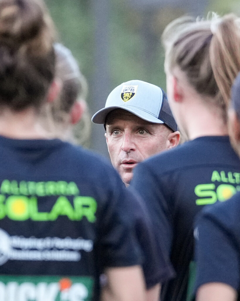 Los Gatos United Technical Director Shaun Tsakiris coaching advanced players during a training session